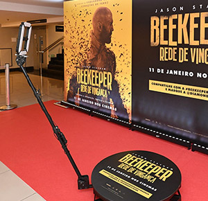 Avant Premiere Beekeeper