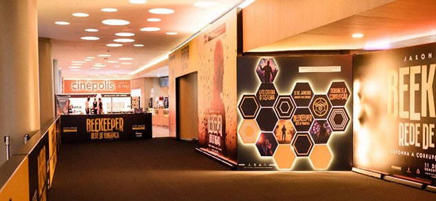 Avant Premiere Beekeeper